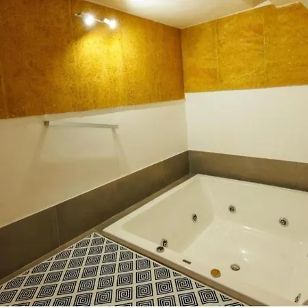 아파트 Casa Boeo Con Jacuzzi 마르살라